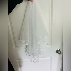 Bride Veil- Great Condition! Great for Bachelorette or Bridal Shower
